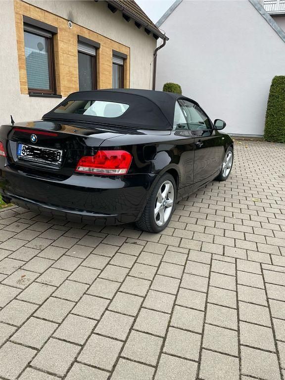 Gebraucht BMW 118 Cabriolet Efficient Dynamics 143 PS (105 kW) 2013 Schwarz Cabrio