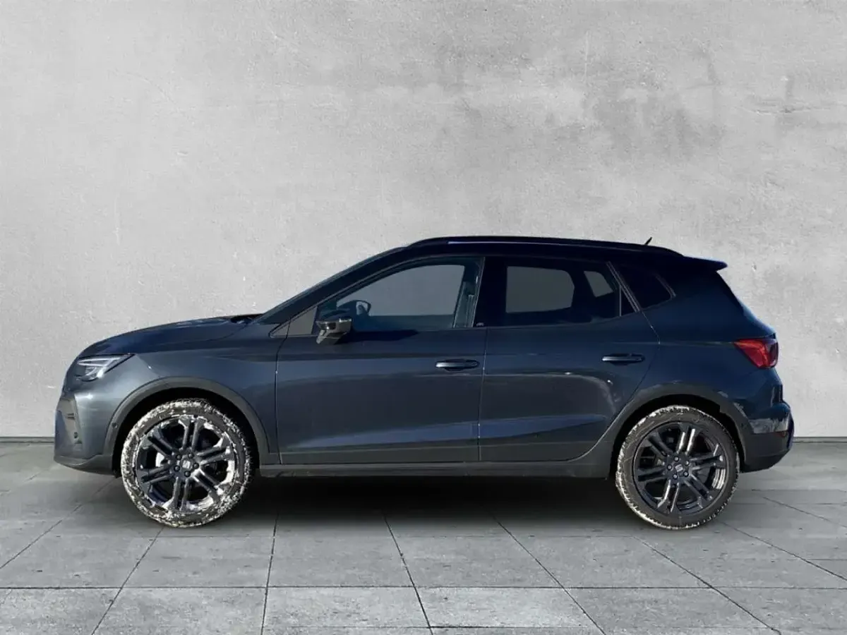 Neu Seat Arona FR 116 PS (85 kW) 2026 Grau SUV
