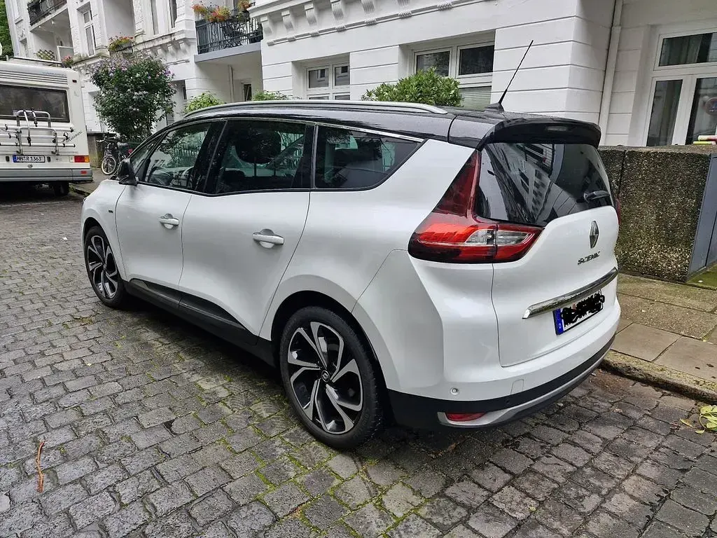 Gebraucht Renault Grand Scénic IV Bose Edition 132 PS (97 kW) 2017 Weiß Van / Kleinbus