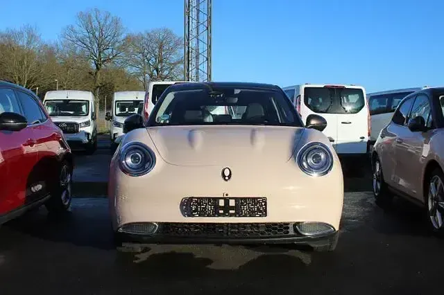 Usata Ora 03 125 kW (171 CV) 2023 Beige Utilitaria
