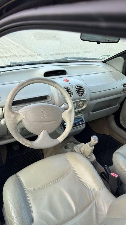 Gebraucht Renault Twingo Initiale 58 PS (42 kW) 2002 Schwarz Kleinwagen