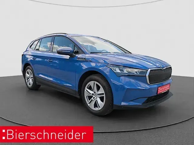 Gebraucht Skoda Enyaq iV Loft 108 kW (148 PS) 2023 Blau SUV