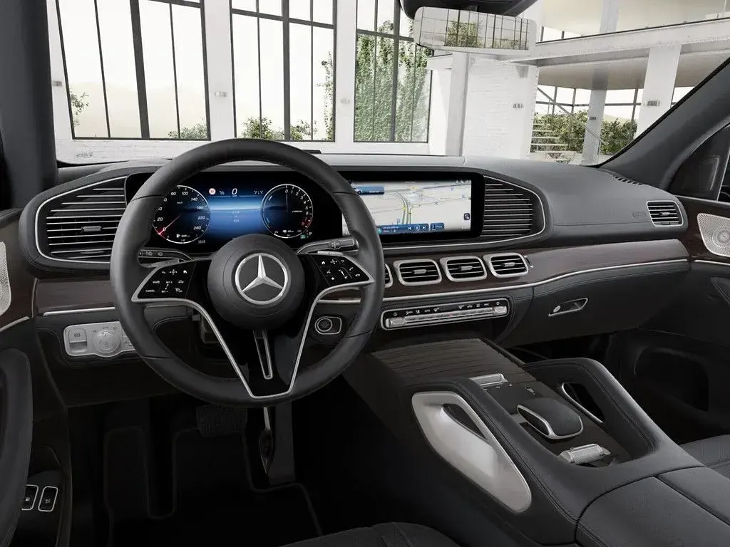 Gebraucht Mercedes GLE400 Premium Plus 381 PS (280 kW) 2024 Grün / smaragdgrün (metallic) SUV