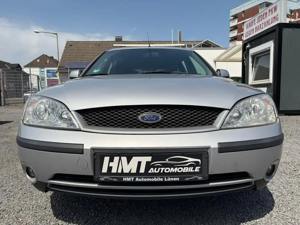 Używany Ford Mondeo 110 KM (80 kW) 2001 Srebrny Kombi