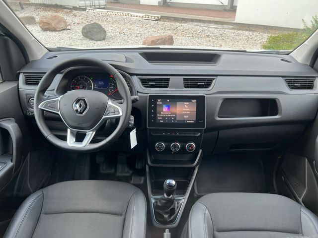 Gebraucht Renault Express 75 PS (55 kW) 2021 Gletscherweiss Van / Kleinbus