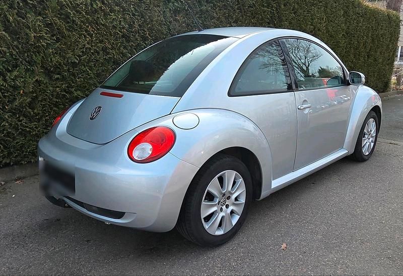 Gebraucht VW Beetle 105 PS (77 kW) 2008 Silber Kleinwagen