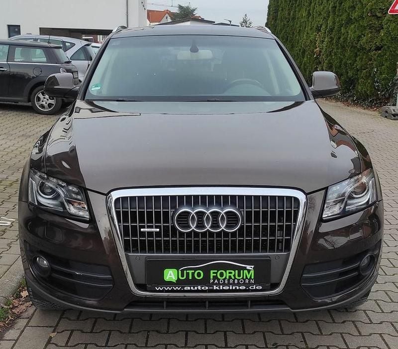 Braun Gebraucht 2011 Audi Q5 Design SUV | 10.999 € (Guter Preis) - Bild 1/4