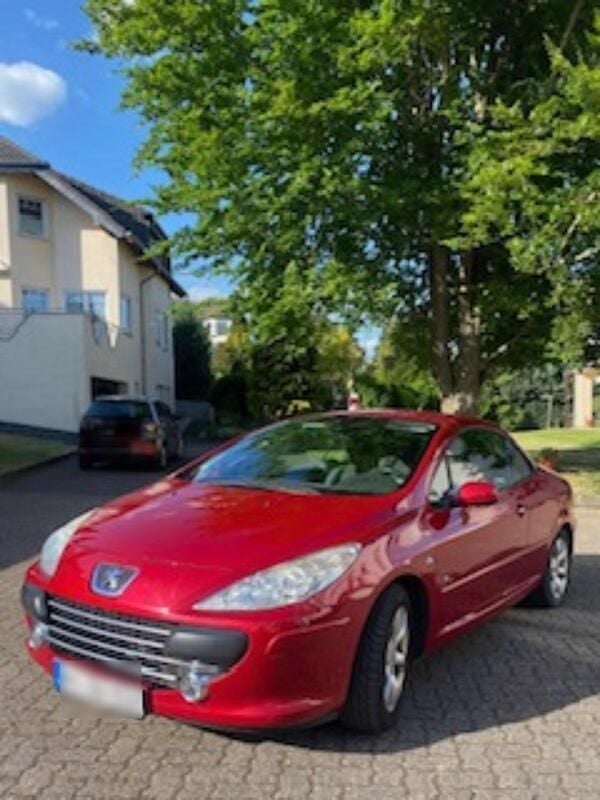 Rot Gebraucht 2006 Peugeot 307 CC Cabrio | 2.500 € (Guter Preis) - Bild 1/4