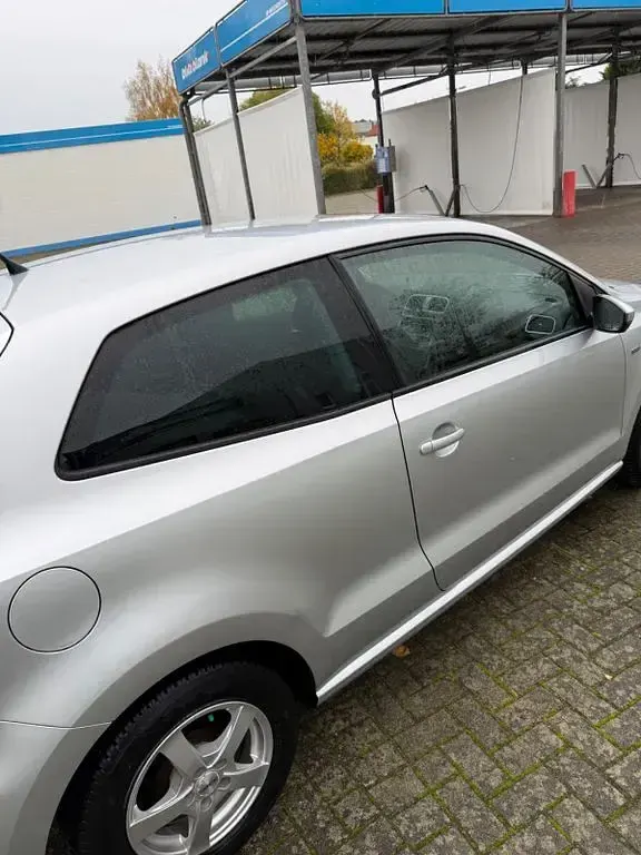 Gebraucht VW Polo Life 60 PS (44 kW) 2014 Silber Kleinwagen
