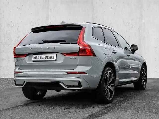 Gebraucht Volvo XC60 Ultimate 250 PS (183 kW) 2023 Vapour grey / metallic (grau) SUV