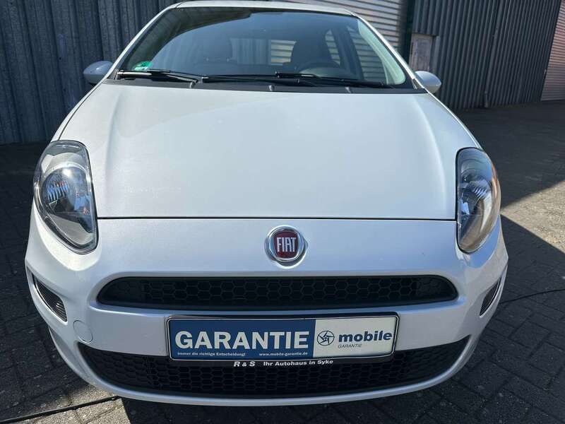 (bianco radioso) Gebraucht 2012 Fiat Punto More Kleinwagen | 4.699 € (Fairer Preis) - Bild 1/4