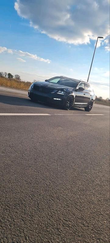 Gebraucht Skoda Octavia RS 184 PS (135 kW) 2017 Schwarz Kombi