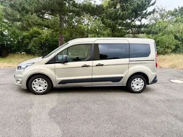 Gebraucht Ford Grand Tourneo Connect Ambiente 95 PS (69 kW) 2014 Silber Van / Kleinbus
