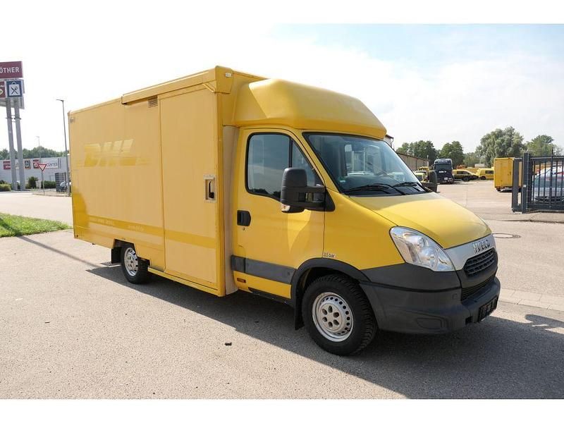 Gebraucht Iveco Daily 106 PS (77 kW) 2012 Gelb (metallic) Van