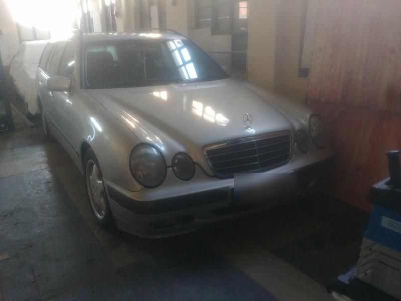 Usata Mercedes E220 143 CV (105 kW) 2000 Station wagon