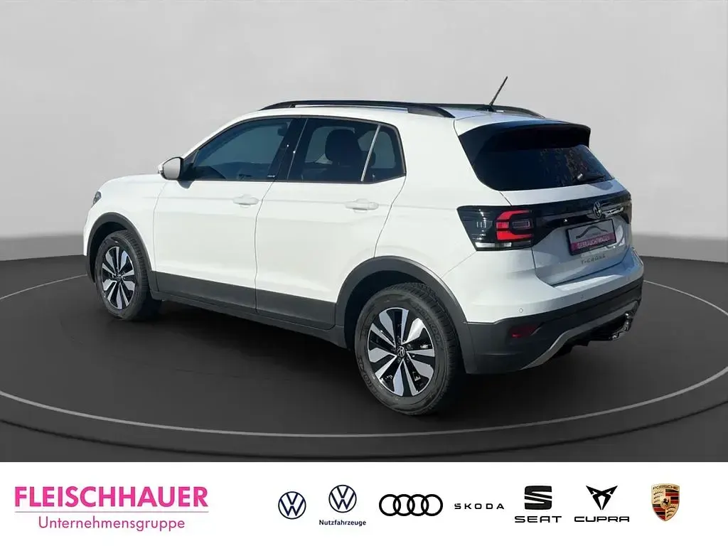 Używany VW T-Cross Move 150 KM (110 kW) 2023 Biały SUV