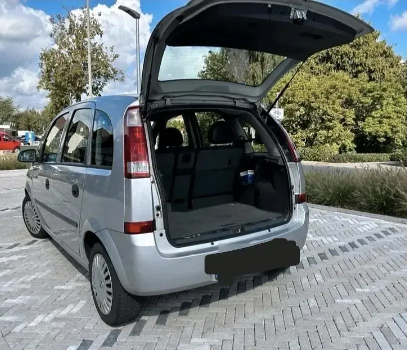 Używany Opel Meriva 101 KM (74 kW) 2004 Srebrny Minivan