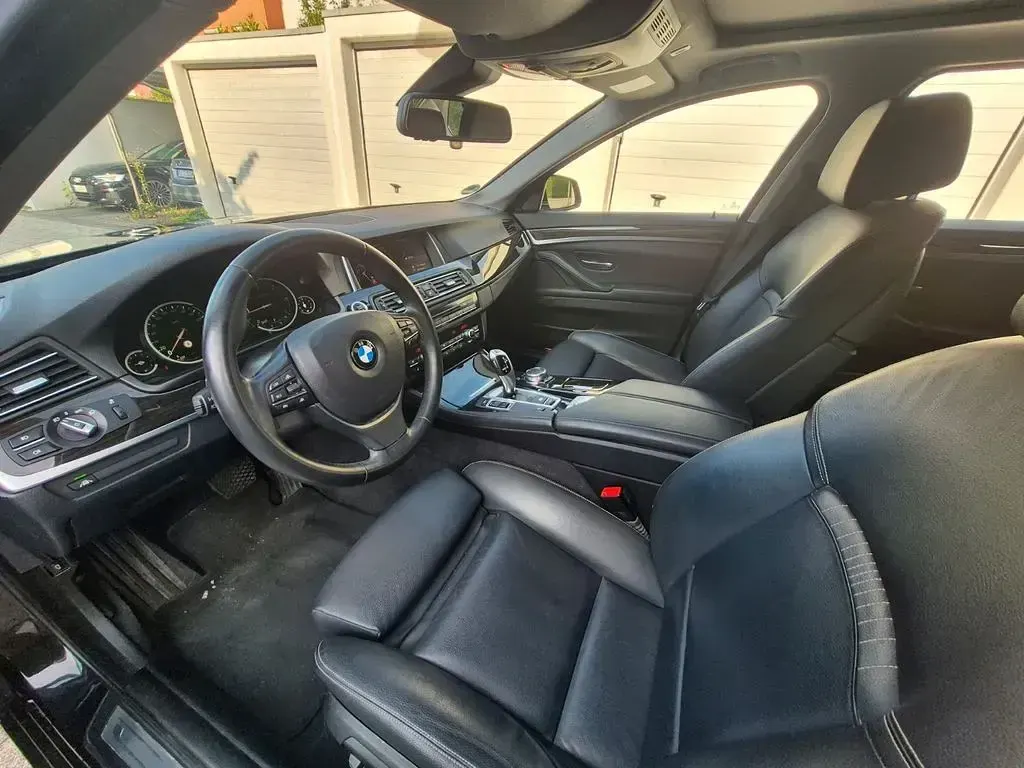 Gebraucht BMW 525 Luxury Line 218 PS (160 kW) 2015 Schwarz Kombi