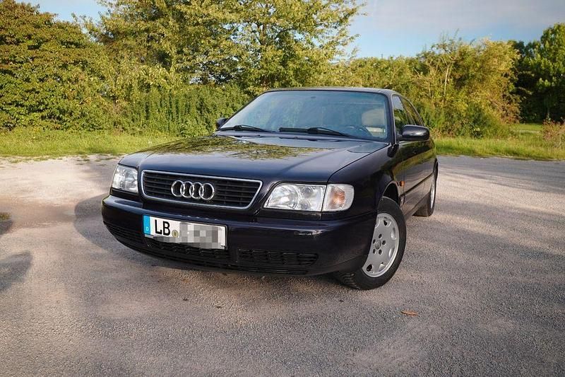 Blau Gebraucht 1996 Audi A6 Young Limousine | 4.500 € (Guter Preis) - Bild 1/4
