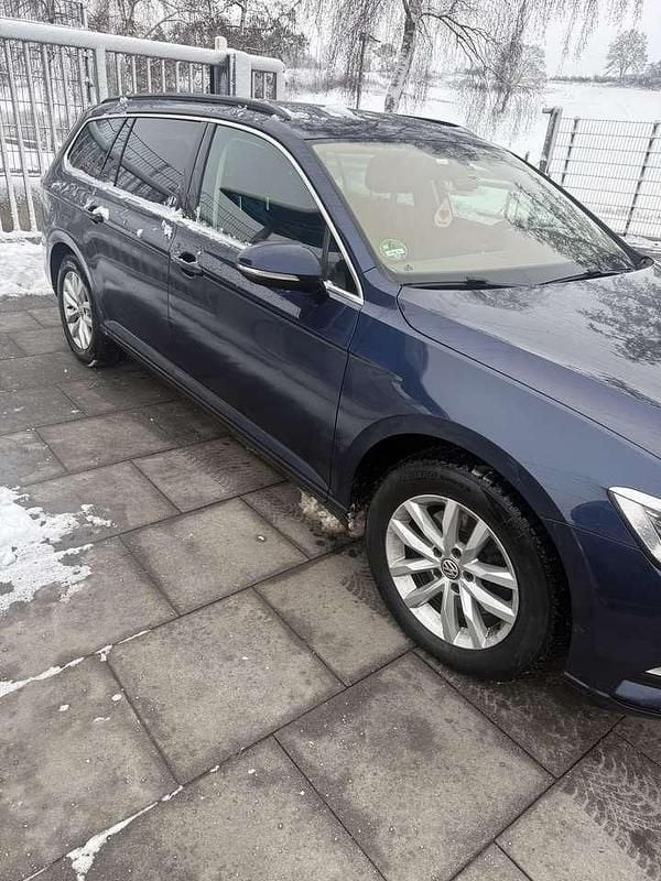 Gebraucht VW Passat Highline 190 PS (139 kW) 2015 Kombi