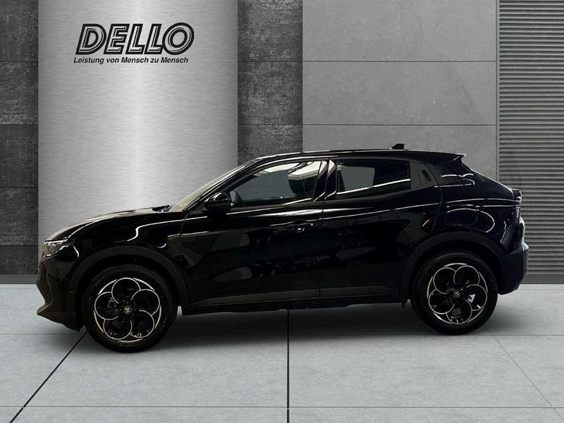 Neu Alfa Romeo Junior 114 kW (156 PS) 2026 Nero tortona SUV