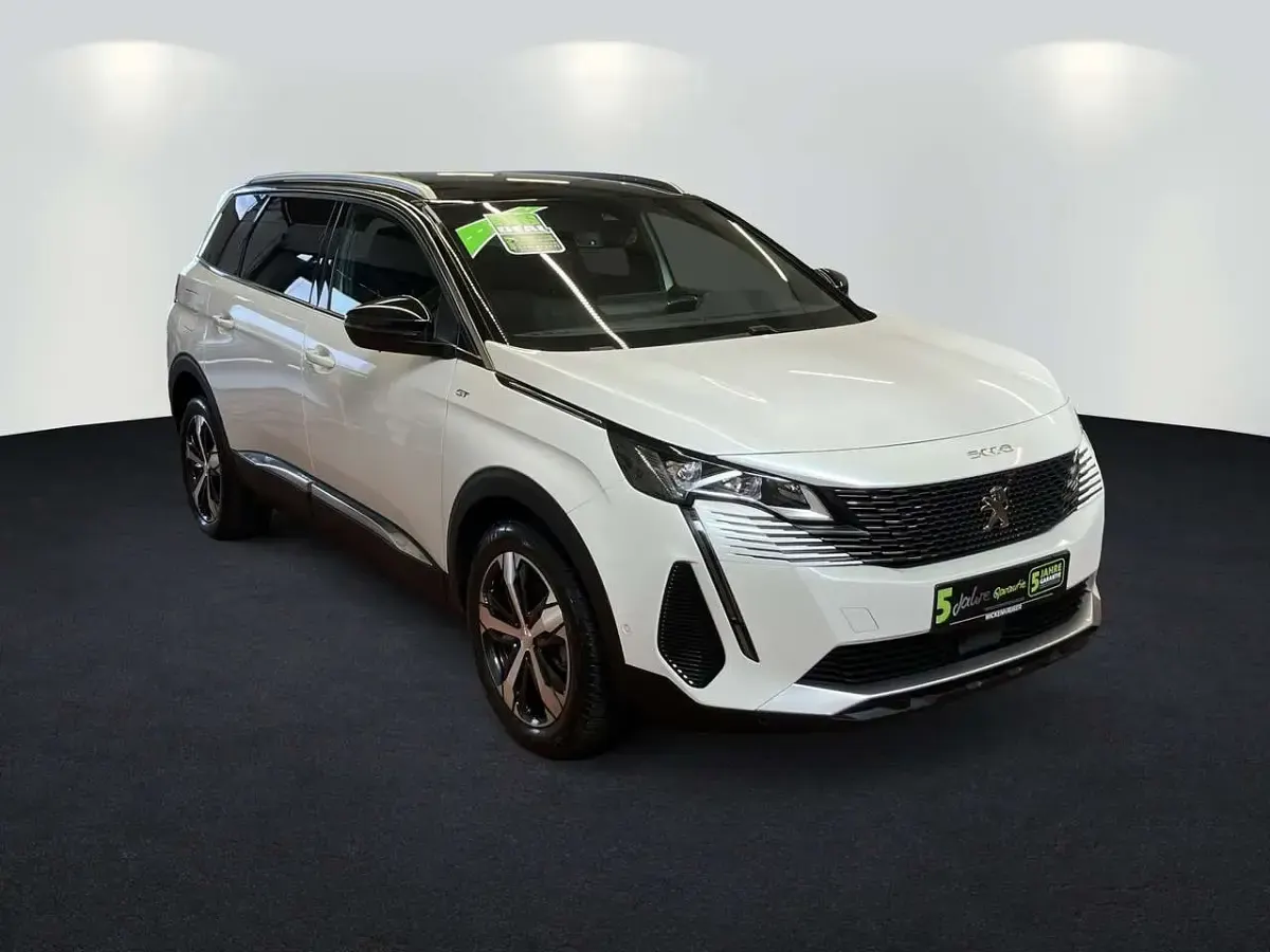Gebraucht Peugeot 5008 GT 131 PS (96 kW) 2024 Weiss perlglänzend (metallic) SUV
