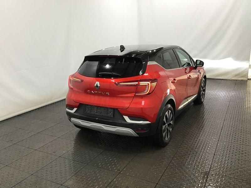 Gebraucht Renault Captur Zen 140 PS (102 kW) 2023 SUV