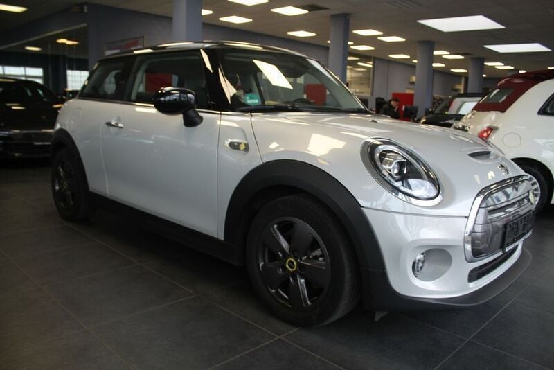 Weiß Gebraucht 2020 Mini Cooper SE Kleinwagen | 15.980 € (Fairer Preis) - Bild 1/4