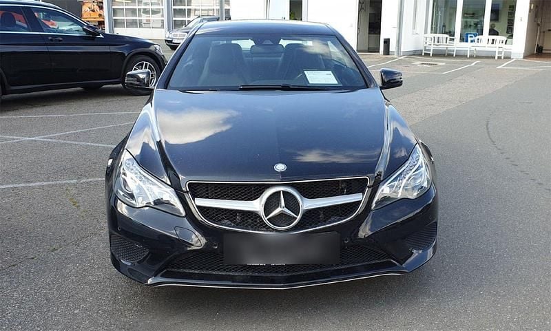 Gebraucht Mercedes E200 184 PS (135 kW) 2014 Schwarz Coupé