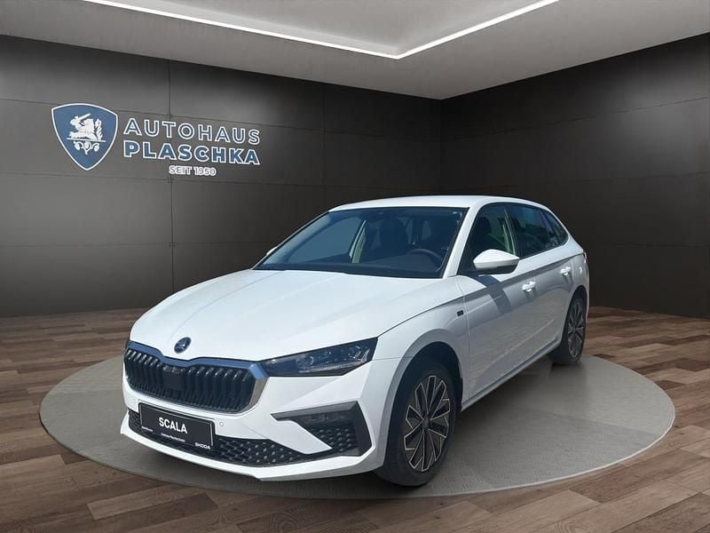 Moonweiß perleffekt Neu 2025 Skoda Scala Tour Kleinwagen | 32.805 € - Bild 1/4