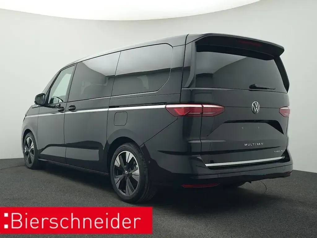 Gebraucht VW Multivan Style 245 PS (180 kW) 2026 Schwarz Van / Kleinbus