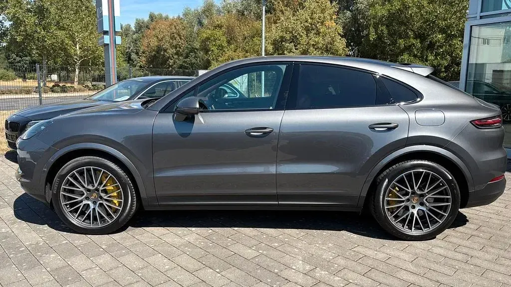 Gebraucht Porsche Cayenne E-Hybrid Coupe 462 PS (339 kW) 2022 Quarzitgraumetallic SUV