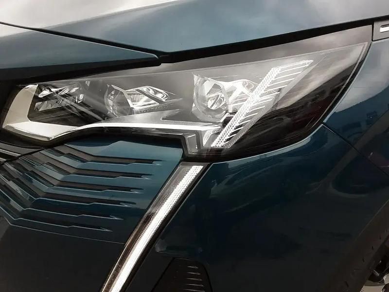 Gebraucht Peugeot 3008 Allure 224 PS (164 kW) 2021 Lackierung blau celebes/metall Limousine