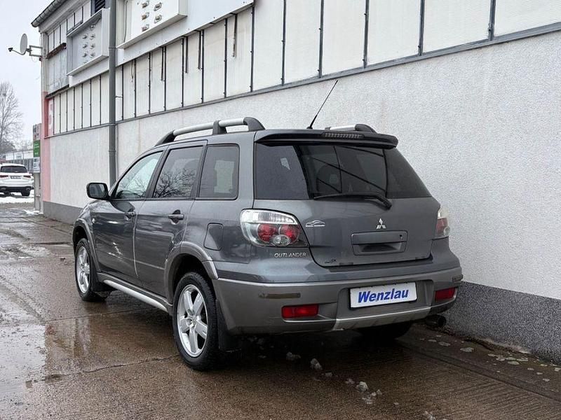 Gebraucht Mitsubishi Outlander Intense 136 PS (100 kW) 2006 Grau SUV