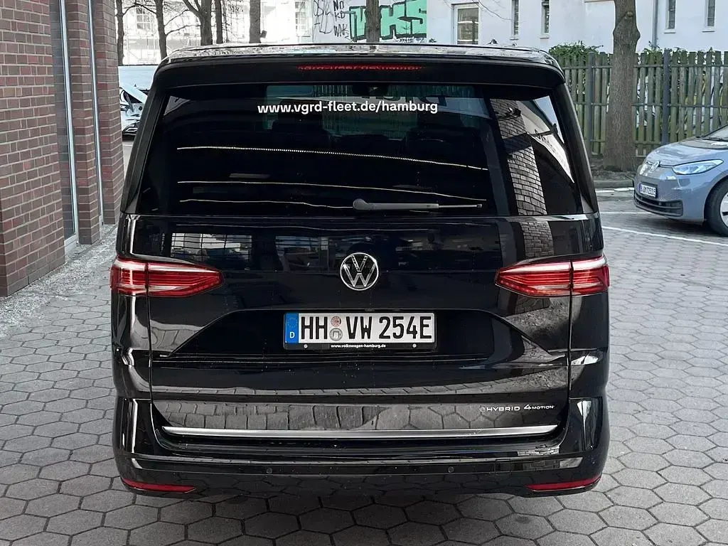 Gebraucht VW Multivan Style 177 PS (130 kW) 2026 Deep black perleffekt Van / Kleinbus