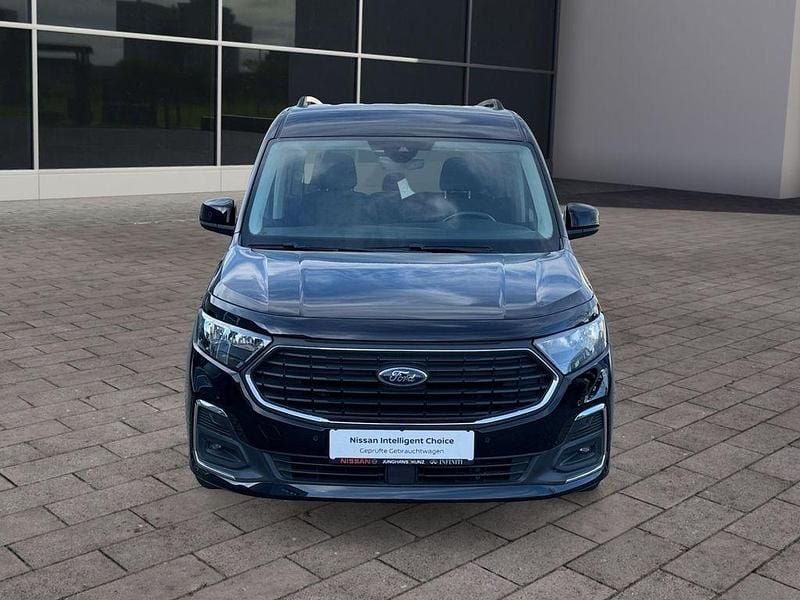 Gebraucht Ford Tourneo Connect Titanium 122 PS (89 kW) 2022 Schwarz Van / Kleinbus