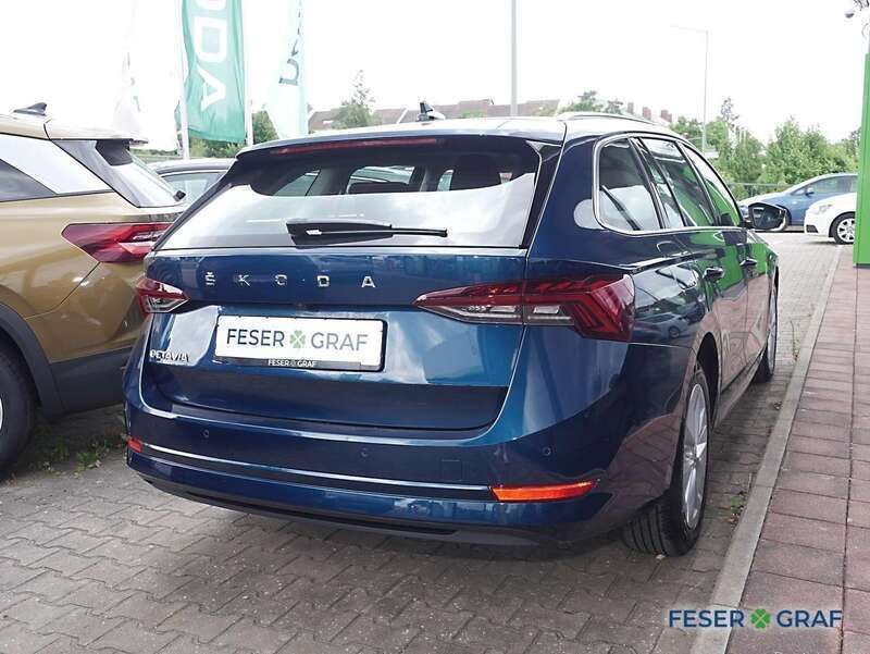 Gebraucht Skoda Octavia Style 150 PS (110 kW) 2021 Lavablau metallic met. Kombi