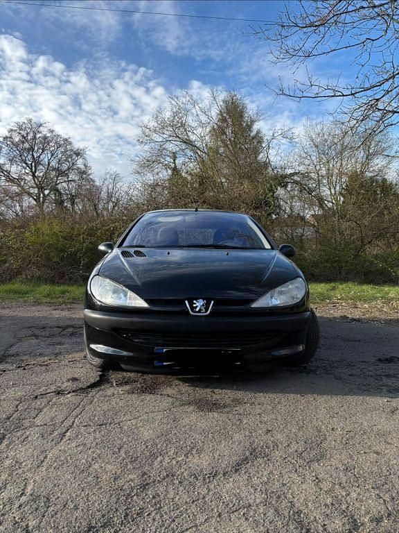 Gebraucht Peugeot 206 60 PS (44 kW) 2001 Schwarz Limousine