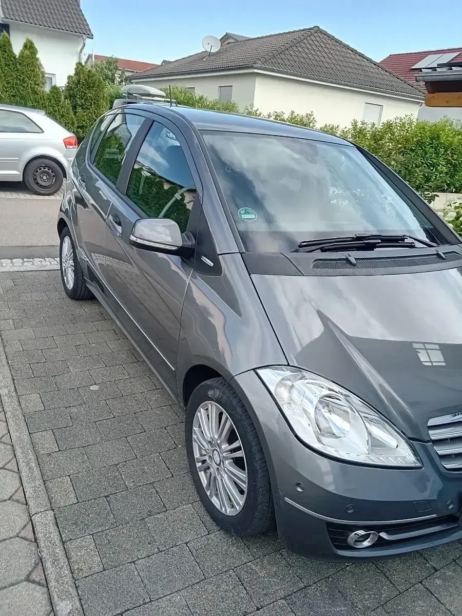 Gebraucht Mercedes A200 Avantgarde 140 PS (102 kW) 2009 Grau Limousine