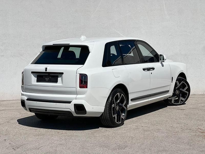 Gebraucht Rolls Royce Cullinan 571 PS (419 kW) 2025 Weiß SUV