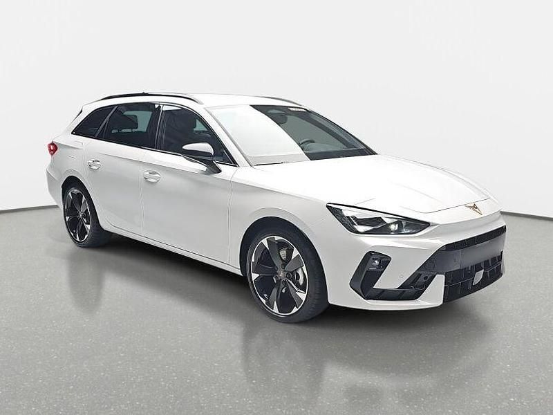 Nouă Cupra Leon 150 CP (110 kW) 2025 Alb Break