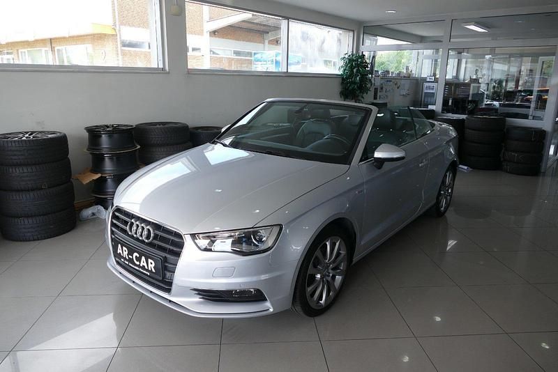 Silber Gebraucht 2015 Audi A3 Cabriolet Ambiente Cabrio | 13.990 € (Fairer Preis) - Bild 1/4