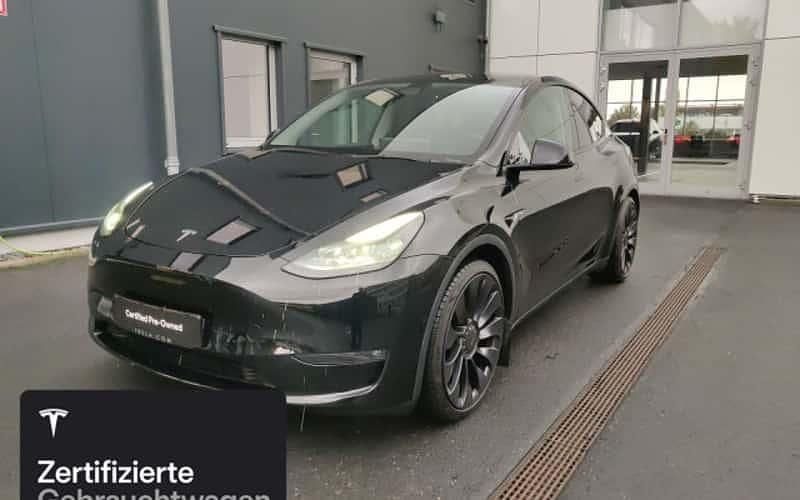 Schwarz Gebraucht 2022 Tesla Model Y Performance SUV | 38.200 € (Guter Preis) - Bild 1/4