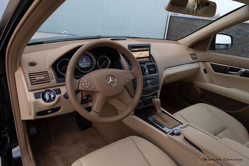 Gebraucht Mercedes C350 Elegance 272 PS (200 kW) 2007 Schwarz Limousine