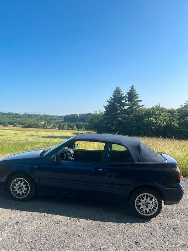 Blau Gebraucht 1998 VW Golf Cabriolet Cabrio | 1.200 € (Superpreis) - Bild 1/4