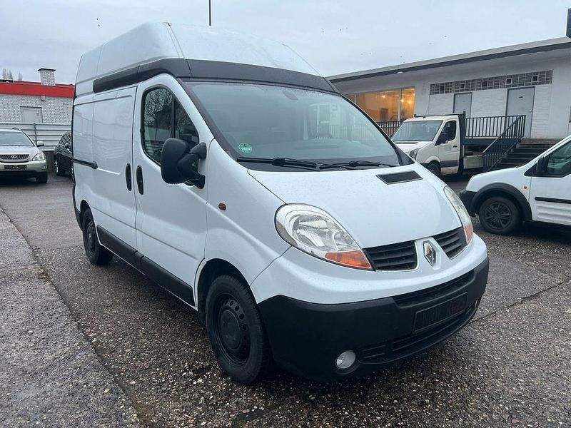 Gebraucht Renault Trafic 114 PS (83 kW) 2007 Weiß Van / Kleinbus