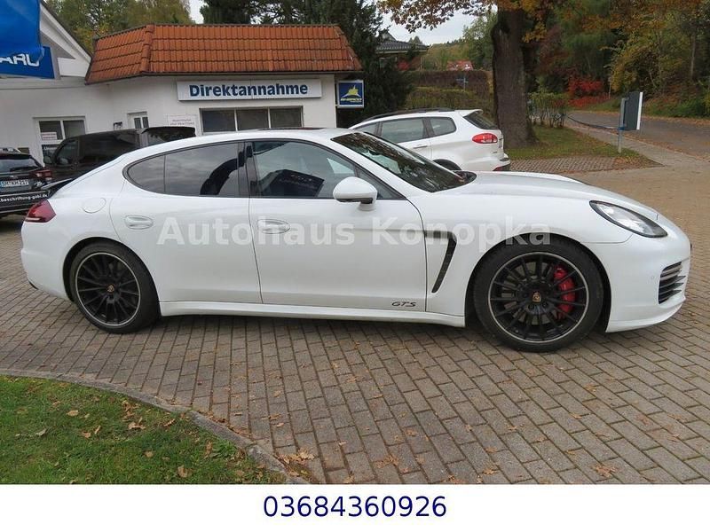 Gebraucht Porsche Panamera 441 PS (324 kW) 2015 Weiß Limousine