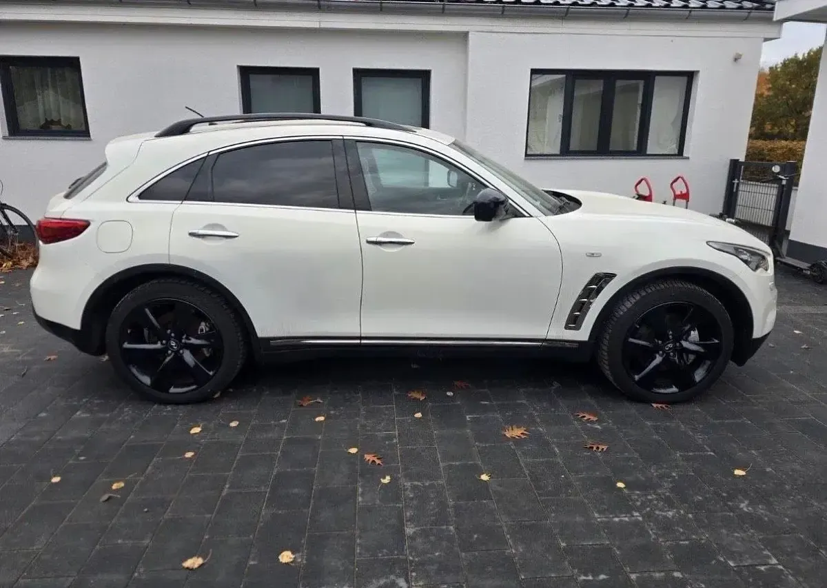 Gebraucht Infiniti Fx30 238 PS (175 kW) 2013 Weiß SUV