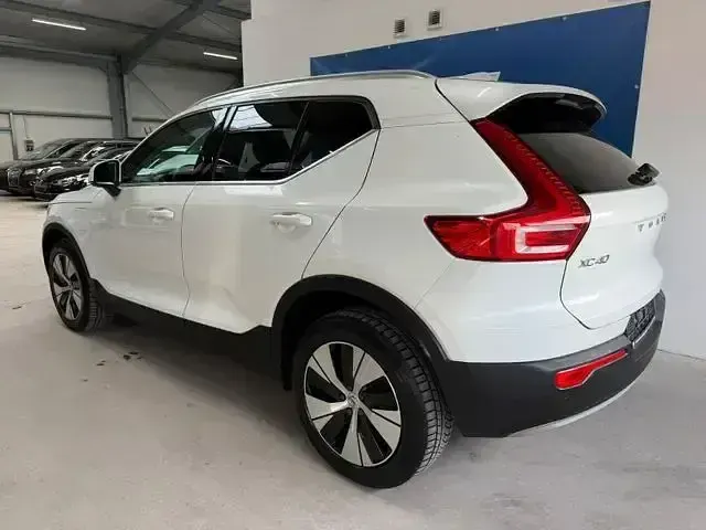 Gebraucht Volvo XC40 Inscription 261 PS (191 kW) 2020 Crystal white SUV
