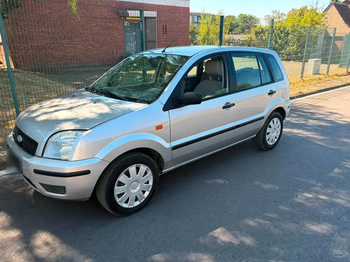 Gebraucht Ford Fusion 80 PS (58 kW) 2005 Silber Kleinwagen